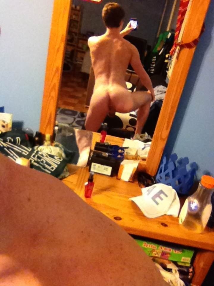 Young Twink Gay shows his sexy Asshole Young Twink Gay shows his sexy Asshole